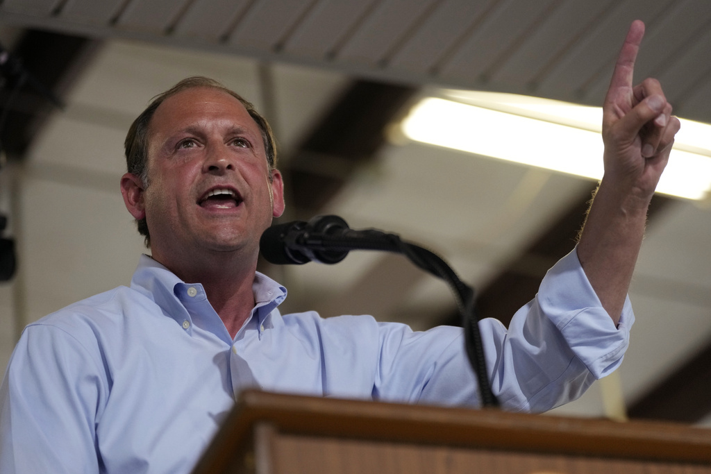 Andy Barr boasts cash advantage while Daniel Cameron leads in Kentucky Senate polls