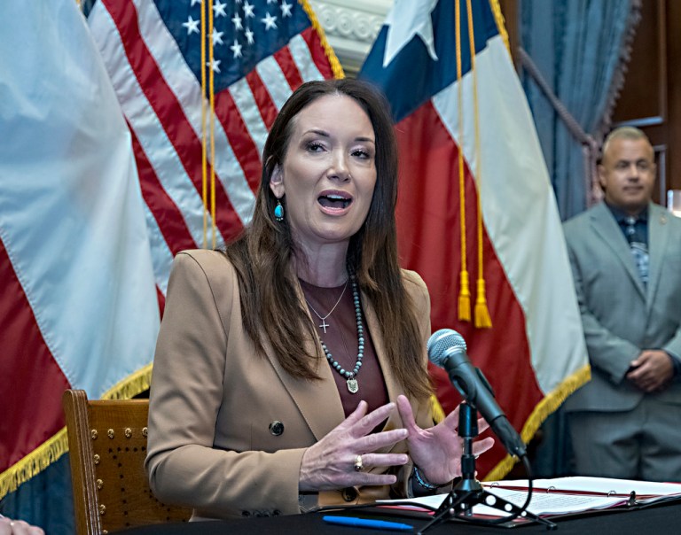 Agriculture Secretary Brooke Rollins discuss measures dealing with the New World screwworm.