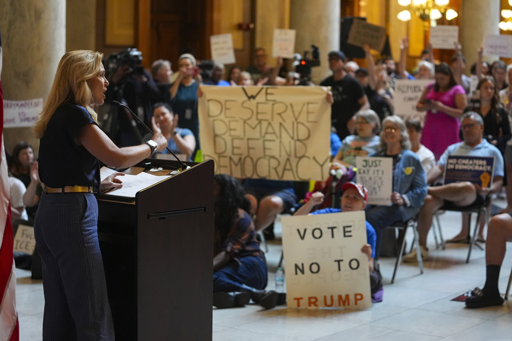 Majority of Indiana voters oppose mid-decade redistricting as White House increases pressure campaign