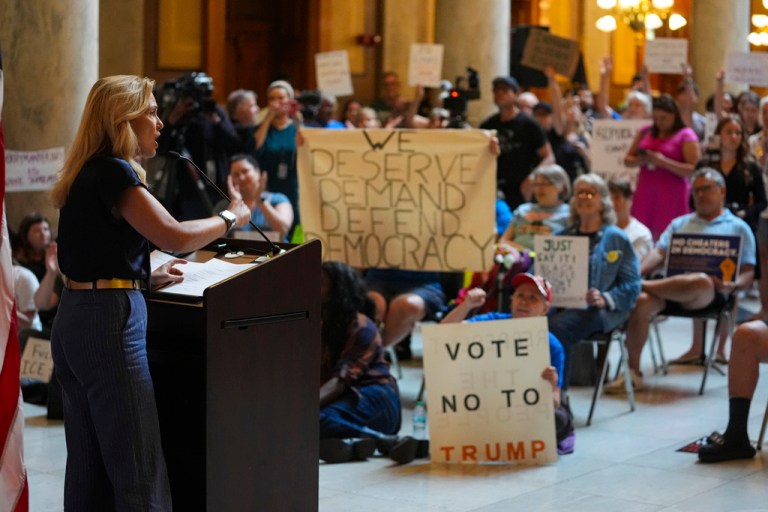 Majority of Indiana voters oppose mid-decade redistricting as White House increases pressure campaign