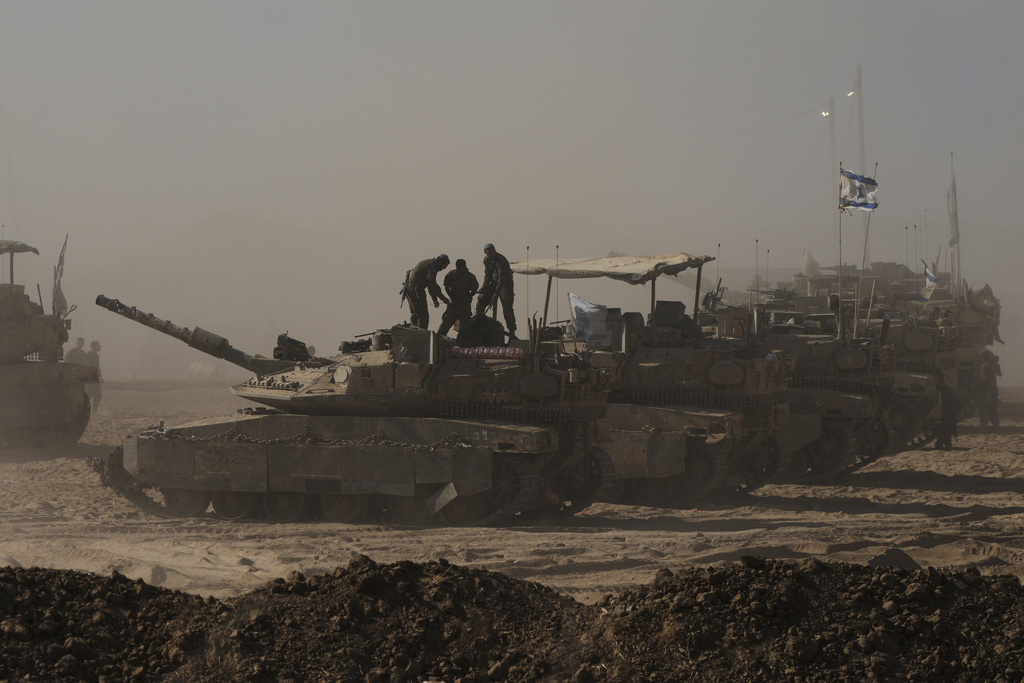 Israel calls up 60,000 reservists for operation to take Gaza City