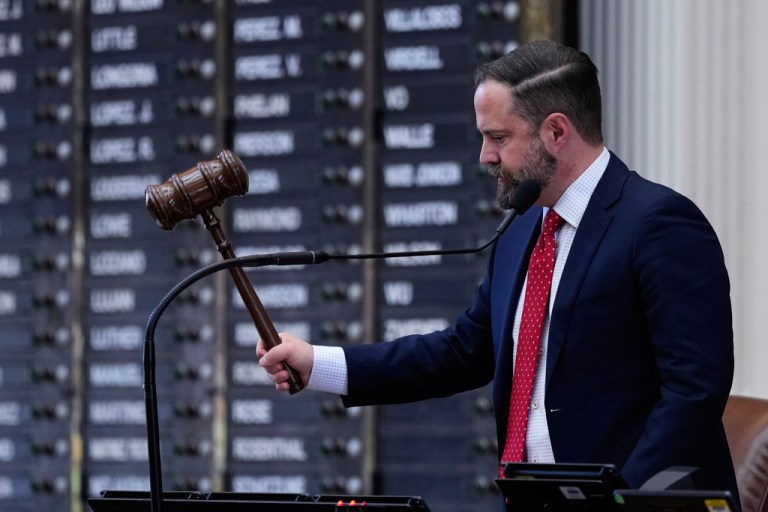 Texas House passes GOP maps in redistricting fight with Democrats