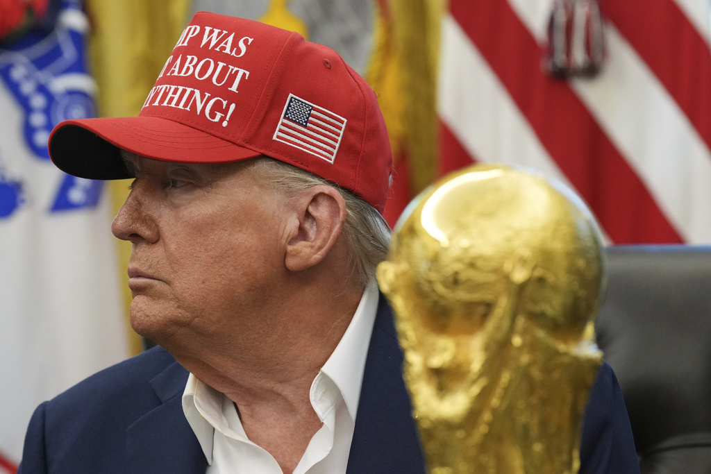 Internet speculates about ‘missing’ Trump ahead of Labor Day holiday
