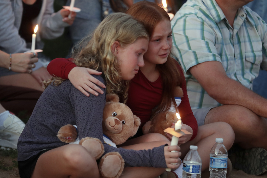 The ugly political divide over thoughts and prayers