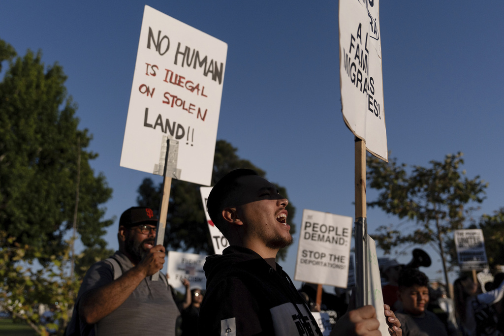 What is AB 495, the California bill prompting backlash from parental rights groups?
