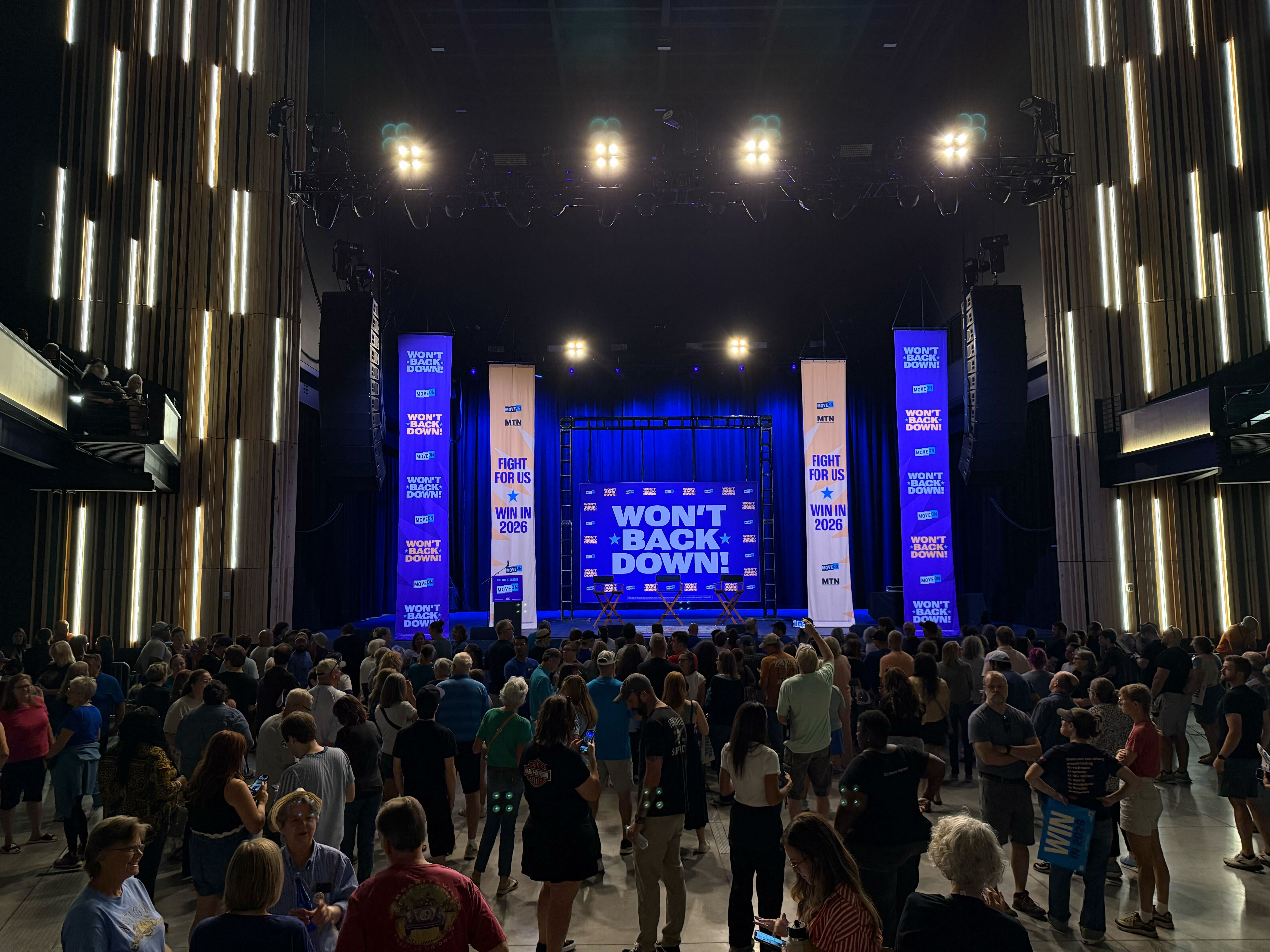 Elizabeth Warren and Maxwell Frost rally up Omaha Democrats