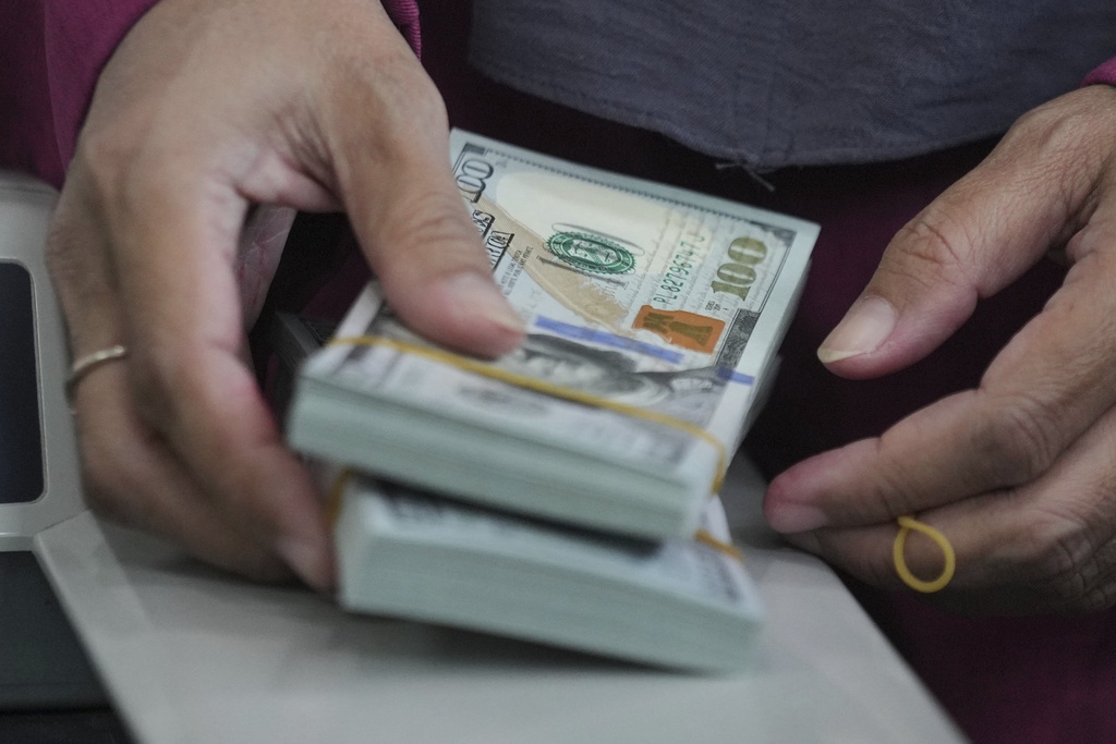 October Social Security direct payment worth $967 goes out in 31 days