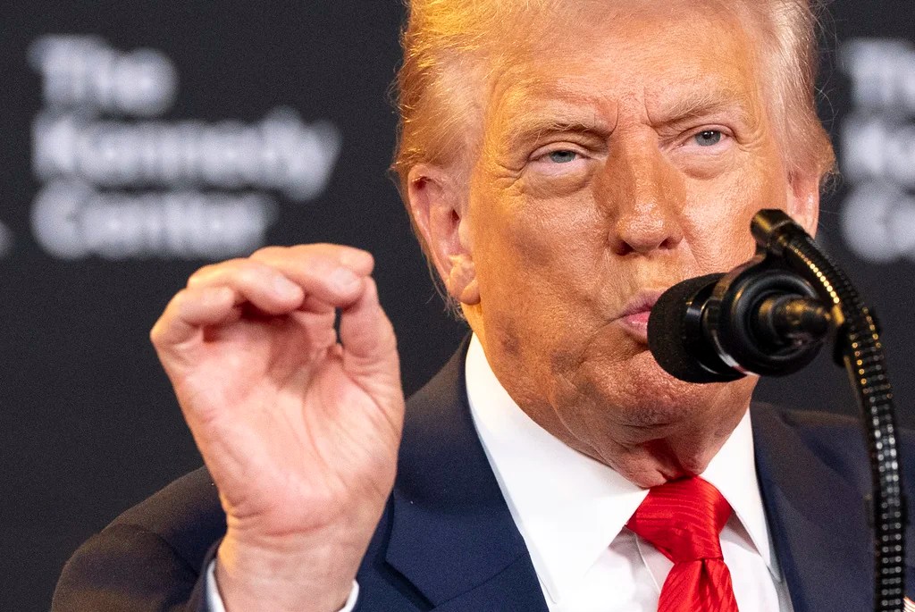 Trump hits back at ‘dictator’ label, urges critics to ‘join him’ in D.C. crime crackdown