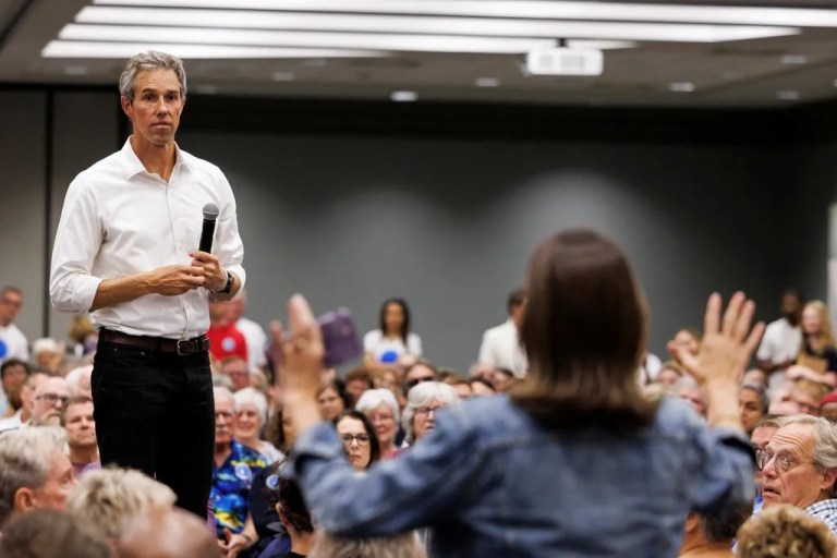 Texas judge blocks Beto O’Rourke from financially aiding fugitive state lawmakers
