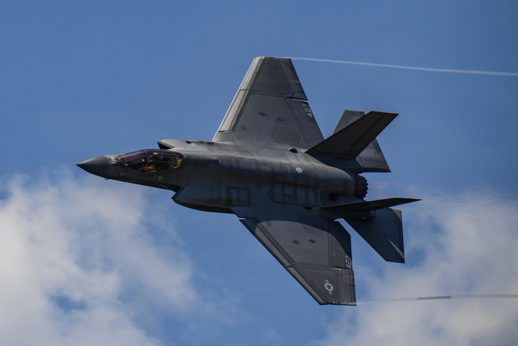 Trump signs bill studying cancer among military pilots