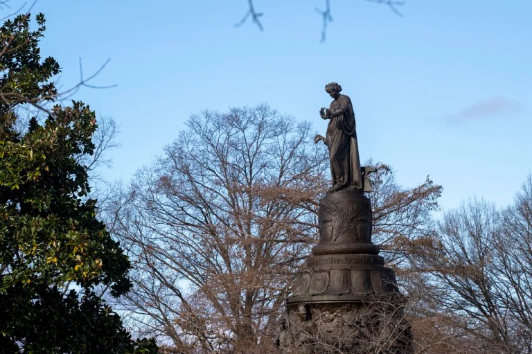 Army estimates $10 million price tag for restoring removed Confederate statue