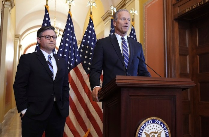 Leading House conservatives tout earmarks despite small-government rhetoric