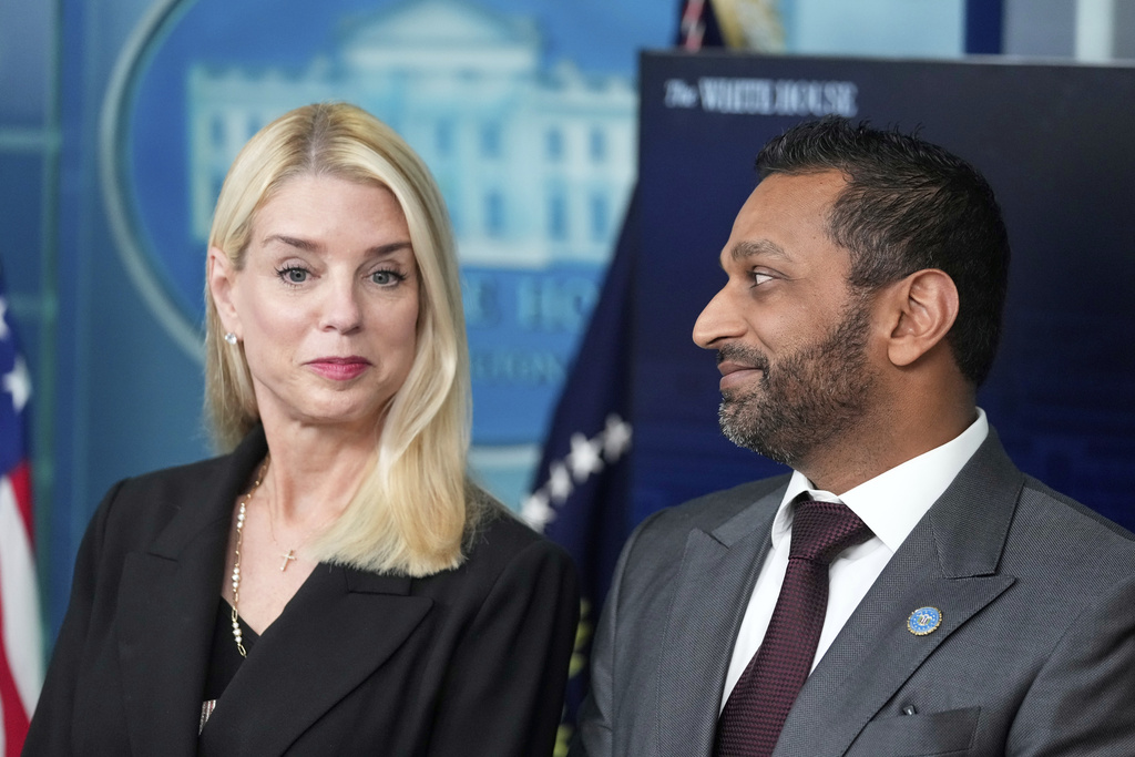 FBI reinstates agents who faced Biden-era politicization