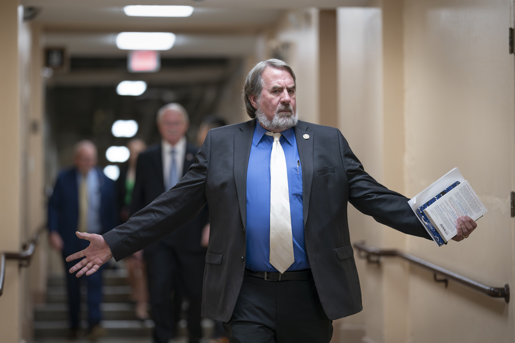 California Rep. Doug LaMalfa dies at 65