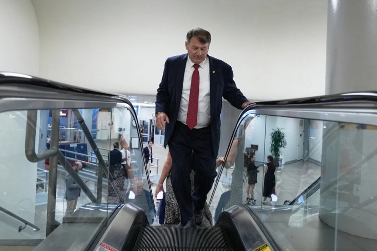 Congress forges ahead to prevent Trump from making recess appointments