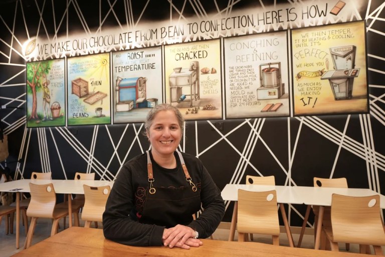 Businesses more optimistic as labor problems grow, prices rise