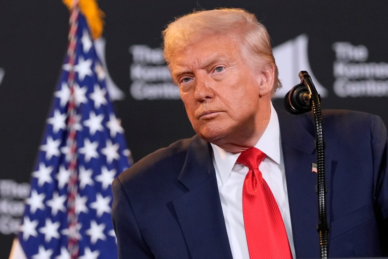 Trump warns of ‘very severe’ consequences if Putin does not want peace with Ukraine