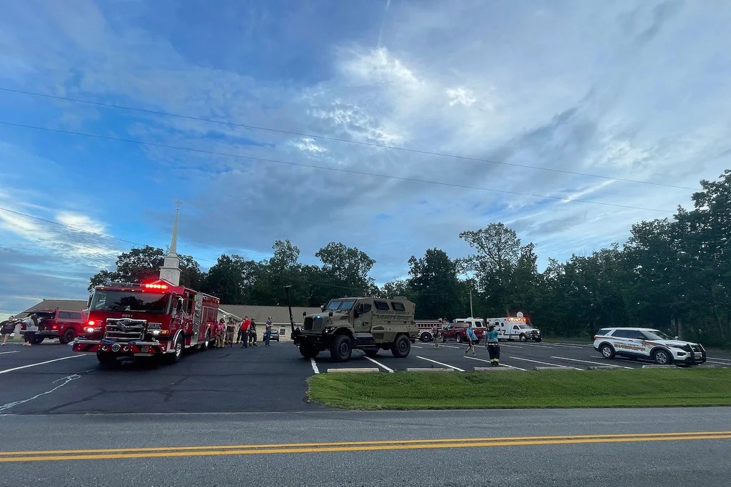 Three police deputies injured in Virginia standoff