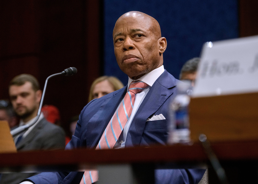 Eric Adams slammed for ‘pulling the rug’ on new NYC crypto coin, costing investors millions