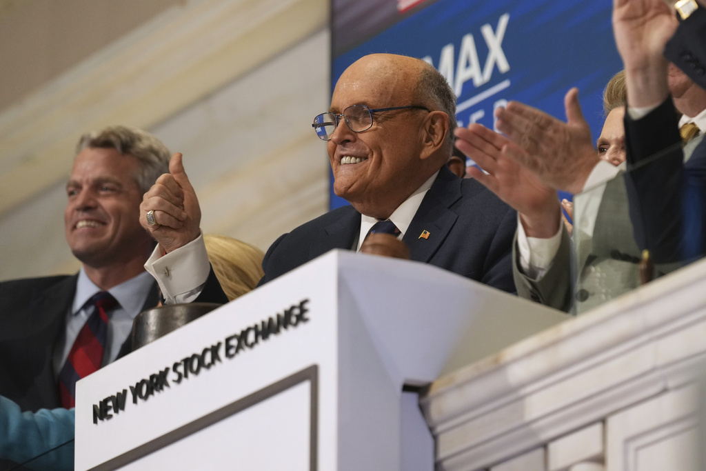 Rudy Giuliani discharged from hospital following auto accident