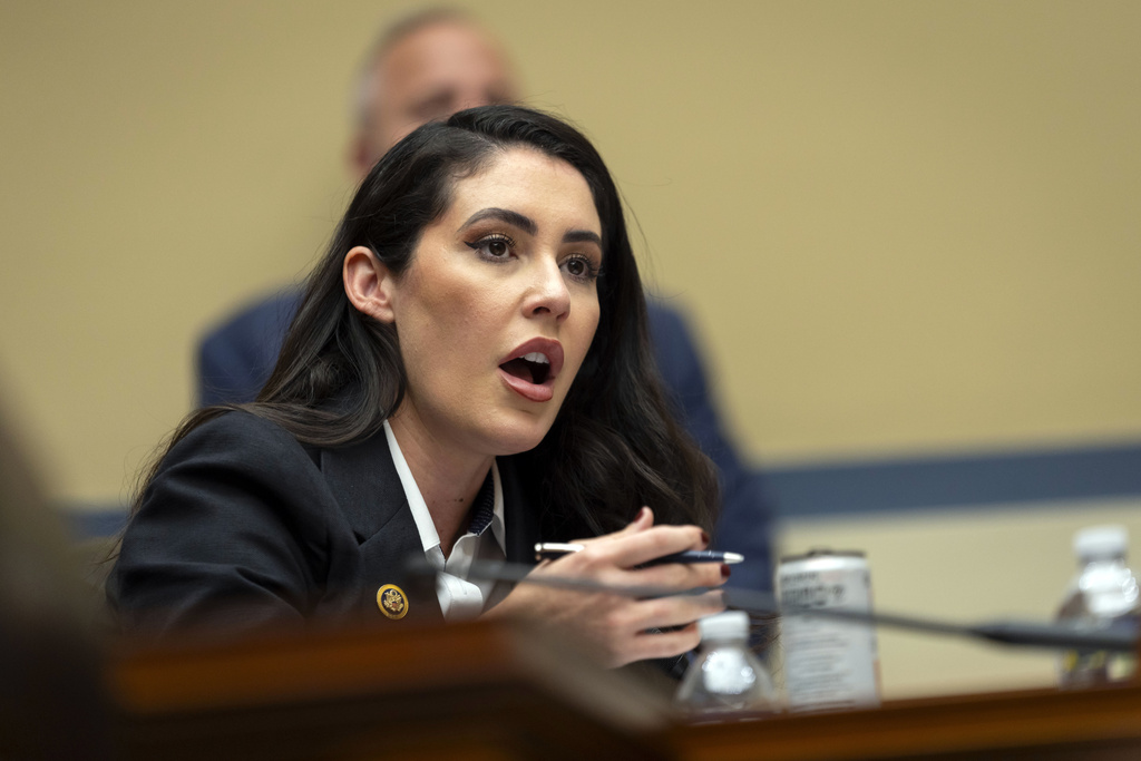 Anna Paulina Luna leads call for Elon Musk to remove videos of Charlie Kirk’s death