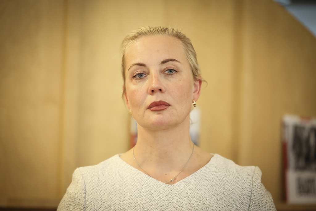 Alexei Navalny’s widow says two labs have confirmed Putin dissenter was poisoned