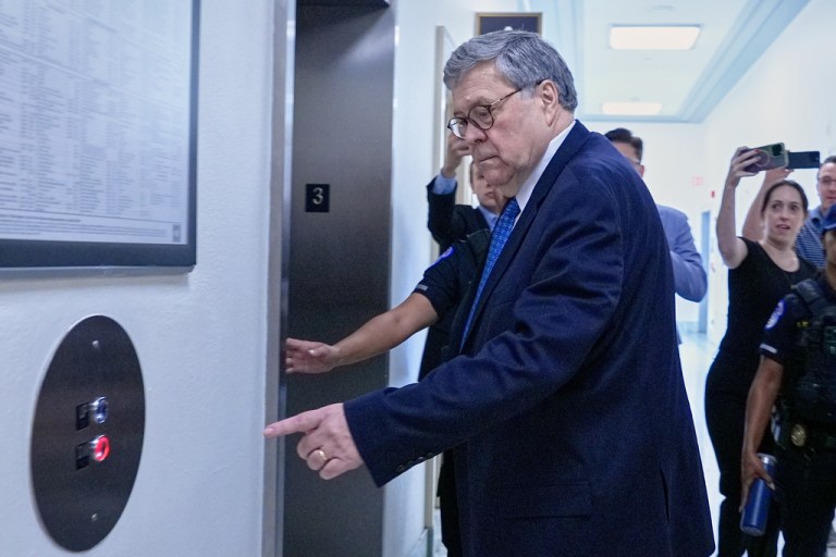 Former U.S. Attorney General Bill Barr, center, leaves after a deposition under subpoena from the House Oversight Committee investigating Jeffrey Epstein, on Capitol Hill Monday, Aug 18, 2025, in Washington.