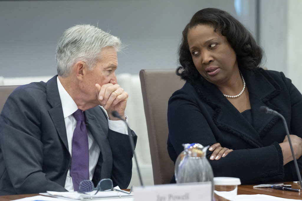 Appeals court rejects Trump bid to fire Fed governor Lisa Cook