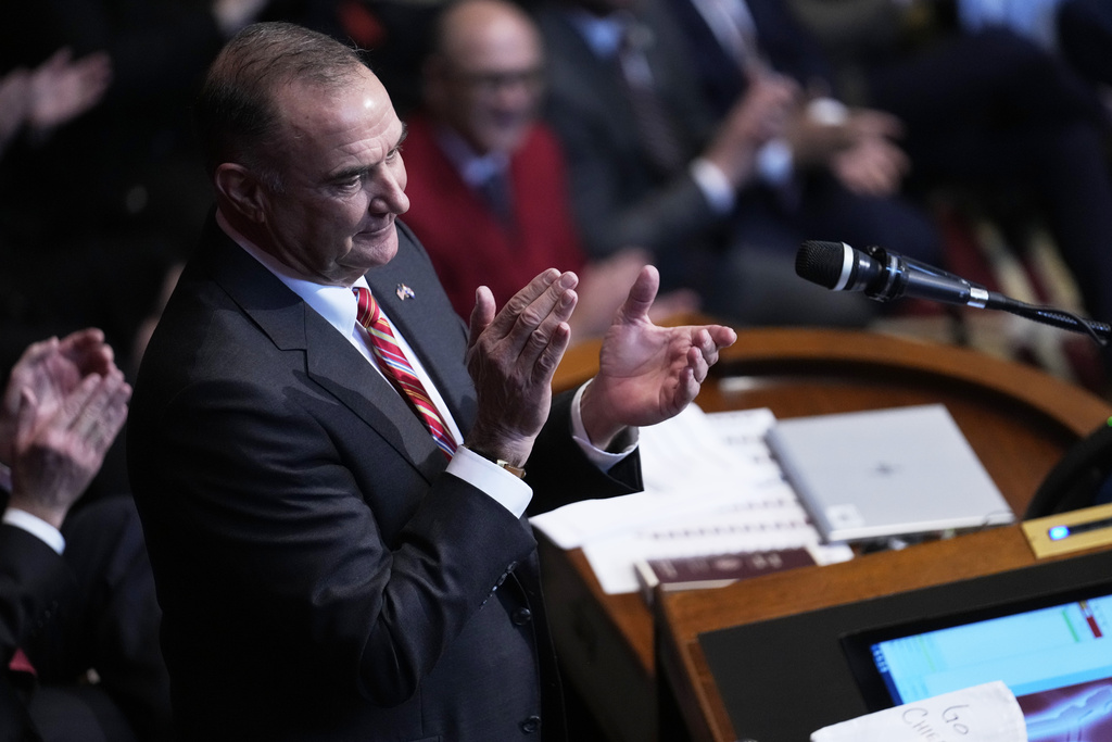 Missouri House approves redistricting plan that would give Republicans another seat 