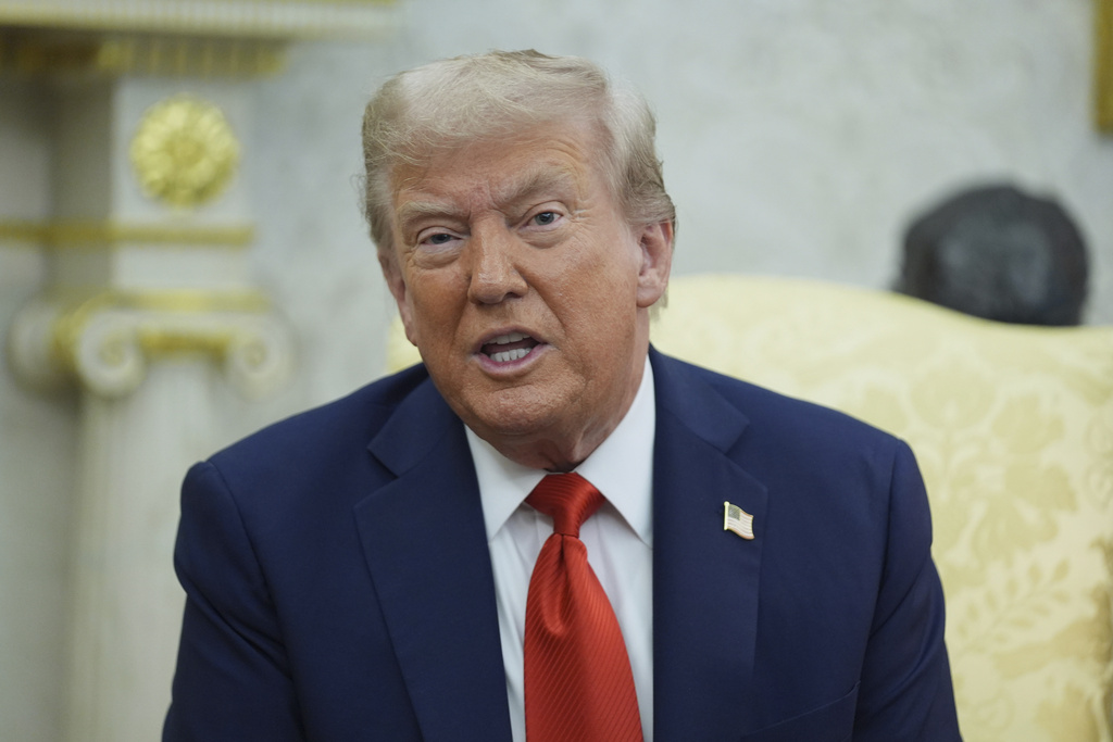 Former Trump aide launches group to help White House push American jobs agenda
