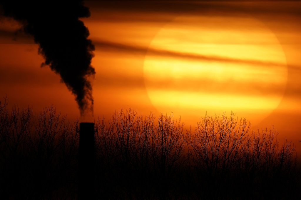 Carbon auction raises $446M as WA faces highest gas prices in nation