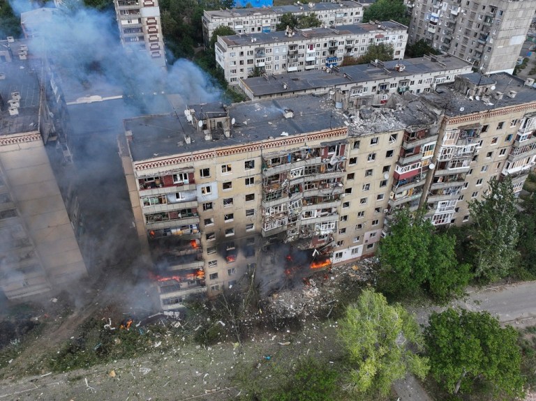 The scene of a Russian aerial strike on a residential building in Kostiantynivka, in the Donetsk region of Ukraine, Wednesday, Sept. 10, 2025. (AP Photo/Alex Babenko)