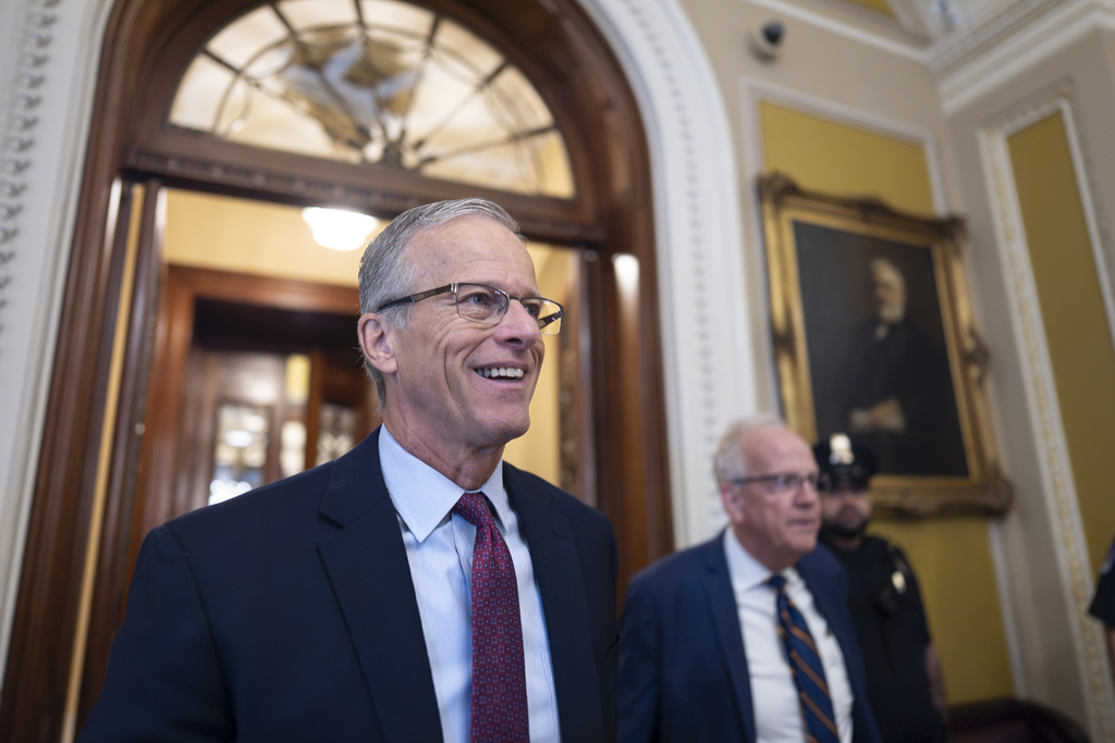 Senate confirms first batch of Trump nominees using ‘nuclear’ option