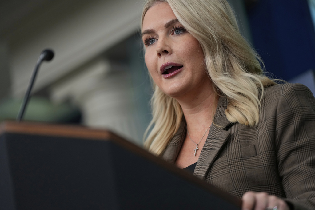 WATCH LIVE: White House press secretary Karoline Leavitt holds briefing