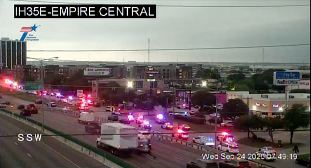 Detainee killed and shooter found dead on rooftop in Dallas ICE facility shooting