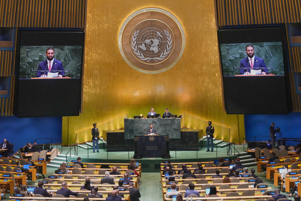 President Trump, just let the United Nations die