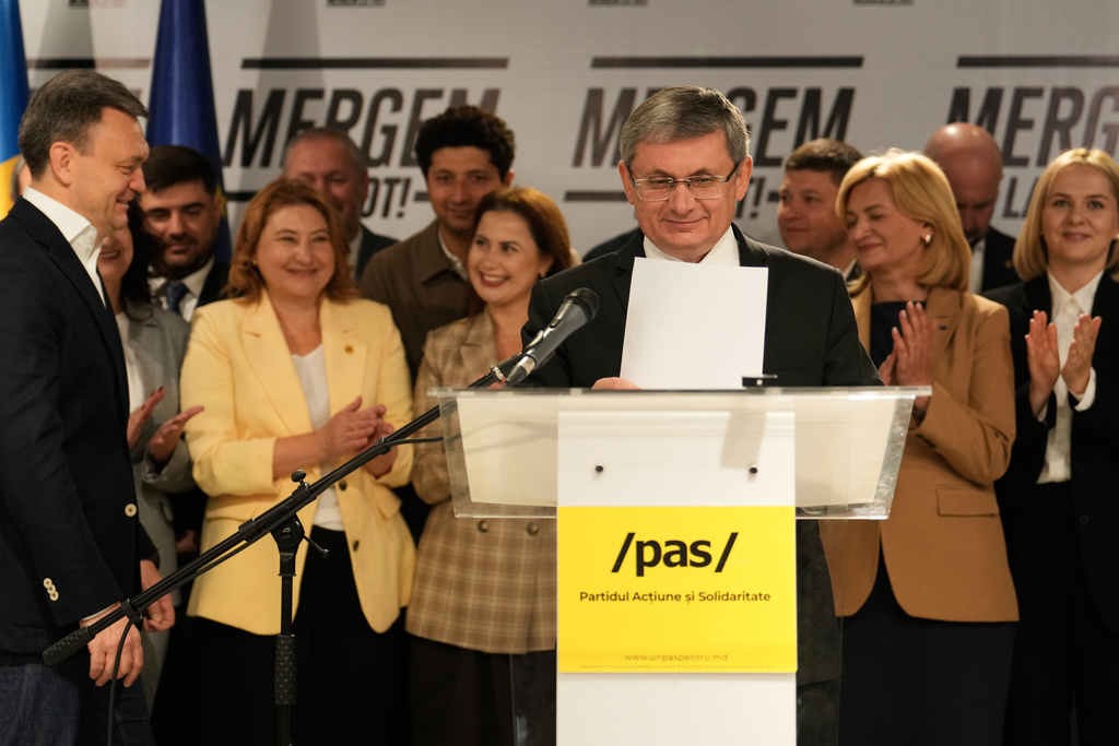 Moldova’s pro-EU party wins clear parliamentary majority, defeating pro-Russian groups