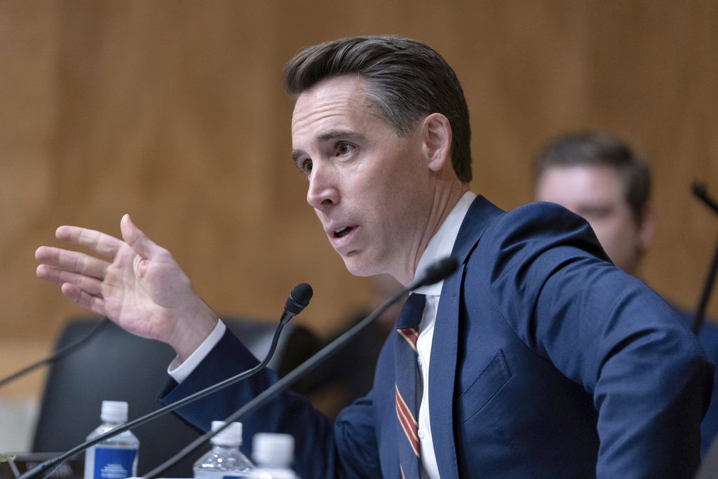 Josh Hawley calls on DOJ to investigate funding sources for anti-ICE demonstrations
