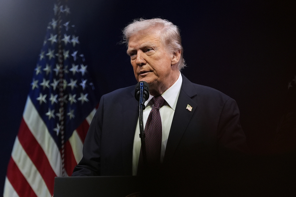 Democrats raise concerns over donation ‘discrepancies’ from largest donors to Trump inauguration committee
