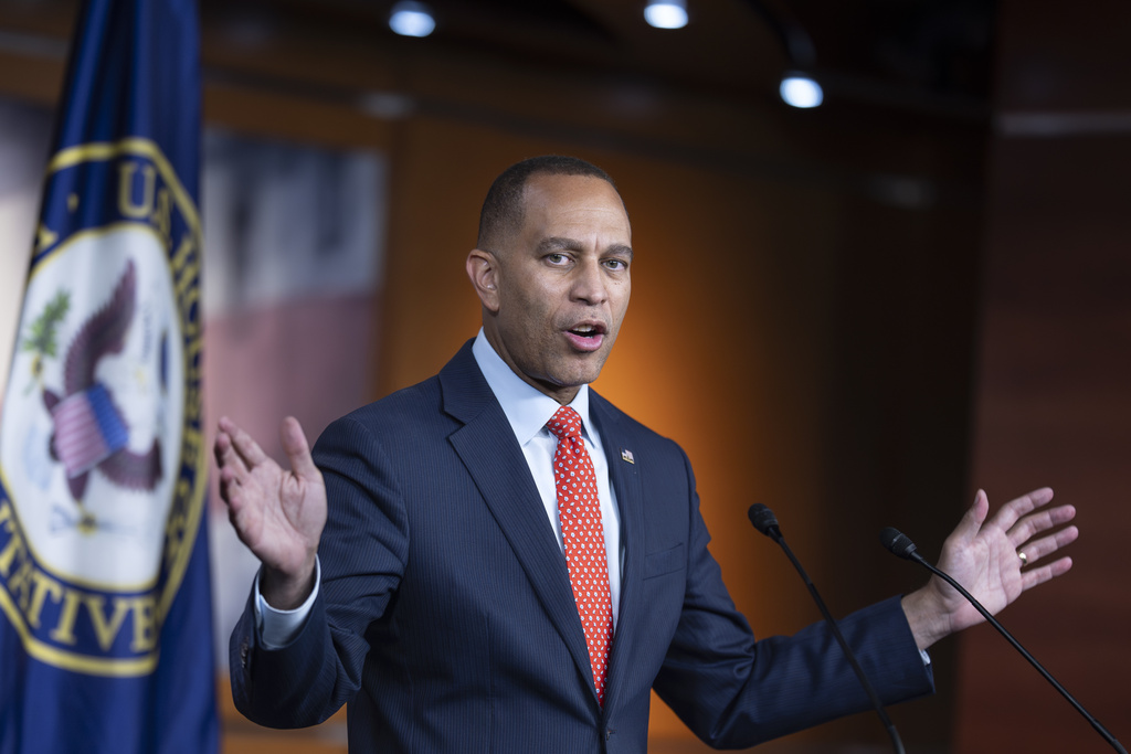 Jeffries ‘absolutely’ agrees to debate Johnson on C-Span amid shutdown gridlock 