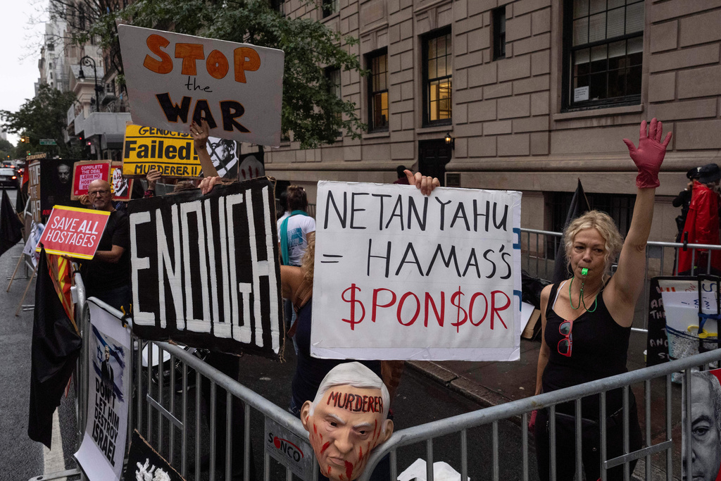 Netanyahu’s speech sees thousands of protesters outside United Nations