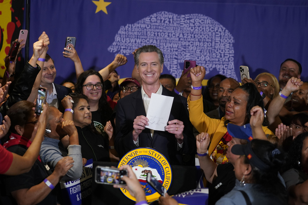 California’s $20 fast-food wage law backfires