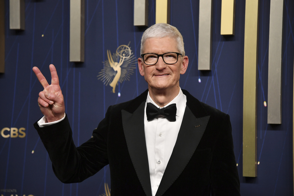 Apple CEO says iPhone 17 price hikes aren’t due to tariffs
