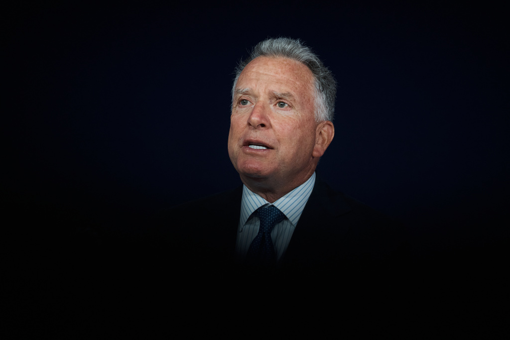 Witkoff’s son sought investments from Middle East as father negotiated peace in region