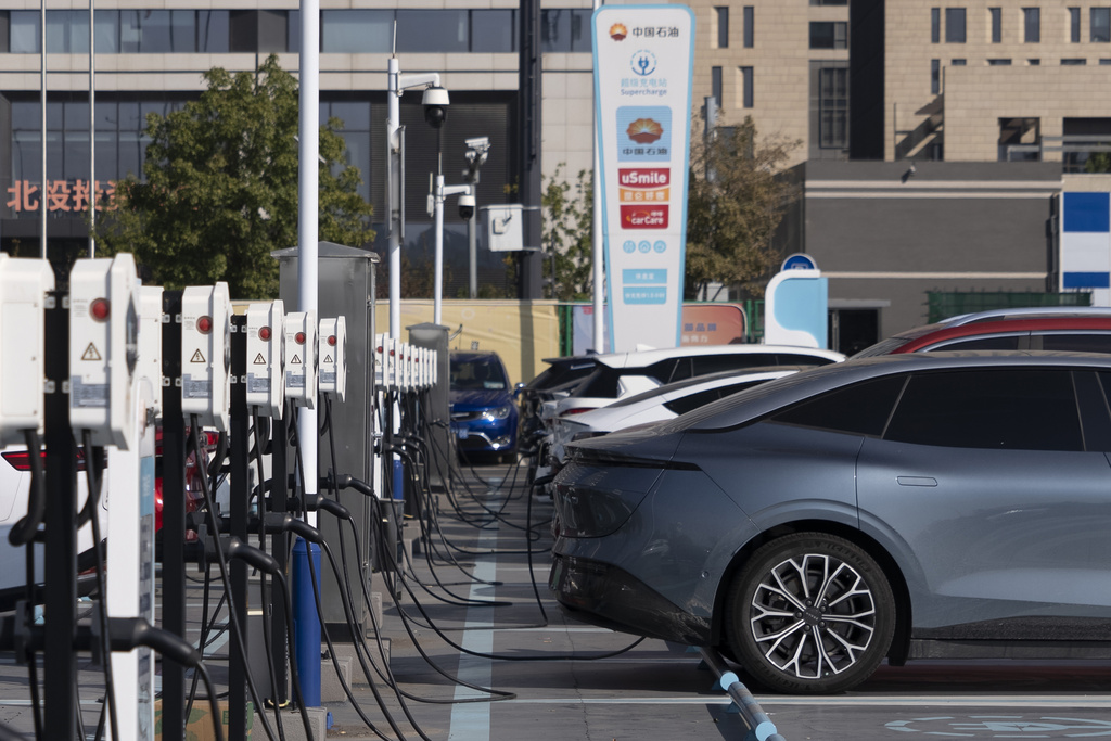 Colorado announces state electric vehicle tax rebate as federal tax credits expire