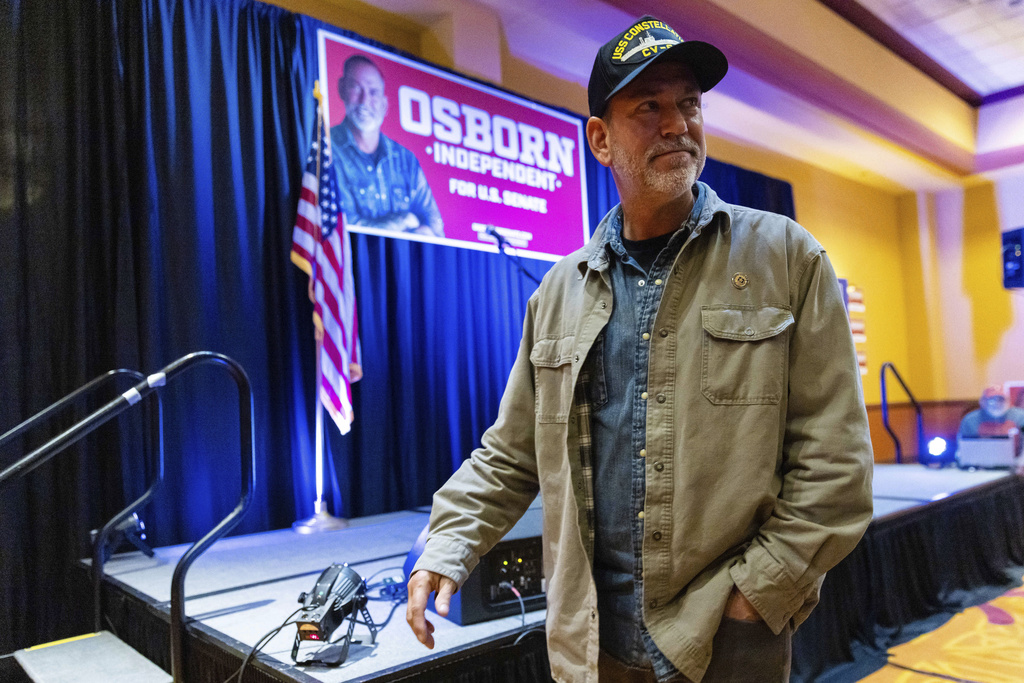 Independent Senate hopeful Dan Osborn cashes in on Democratic donors