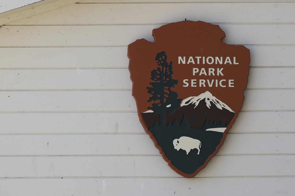 NPS clears small homeless encampment in park near White House during shutdown