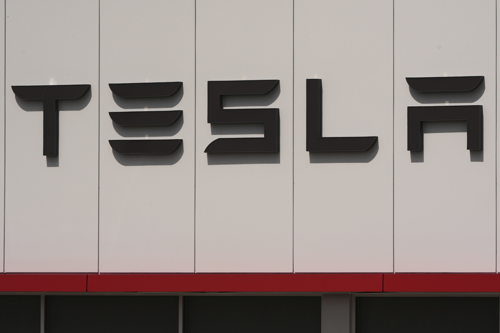 Tesla reports record sales increase for third quarter as EV subsidies expire