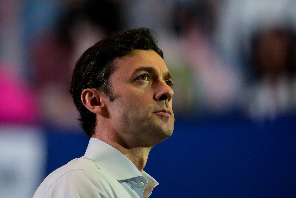 Jon Ossoff calls for more attention toward ‘seismic’ Fulton County raid