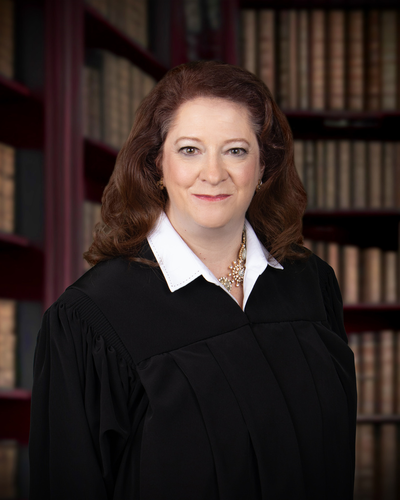 First conservative candidate enters Wisconsin Supreme Court race after incumbent bows out